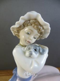 1049 Big Hug Nao Lladro Spain Porcelain Figurine Peasant Girl With Puppy Dog