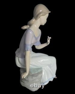 12 NAO-Lladro Spring Reflections, lady with flower, #1392G, Spain, 2000