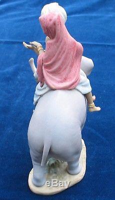 12298 Lladro Figurine Hindu Children And Elephant Ninos Hindues Con Elefante Box
