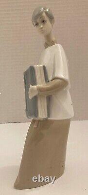 1967 Rare LLADRO NAO VTG Porcelain Choir Boy w Bible 9 Figure Only
