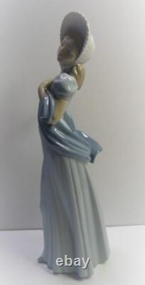 1980 LLADRO NAO SPAIN LADY withBONNET Long Scarf Blue Dress sz-12,5h Vintage