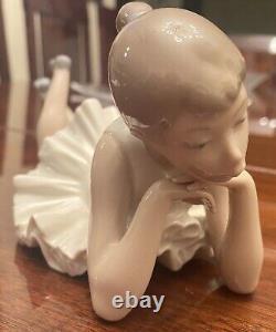 1992 Pensive Ballet Ballerina NAO By LLADRO, Figurine By Vincente Martinez