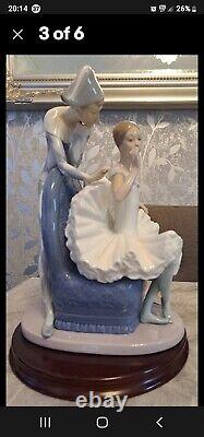 2 Figures Nao By Lladro Ballerina And Jester Harlequin Young Girl Torn Nightgown