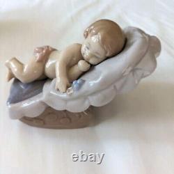 2 weeks of use? Lladro NAO? Dreaming Baby Girl? Figure