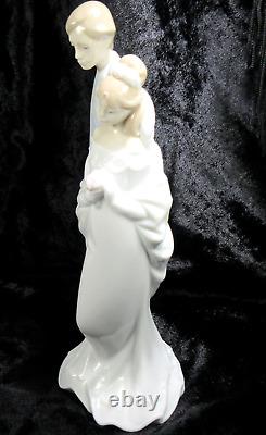 2002 NAO Lladro Bride & Groom Love Always Hand Made Porcelain Valencia Spain