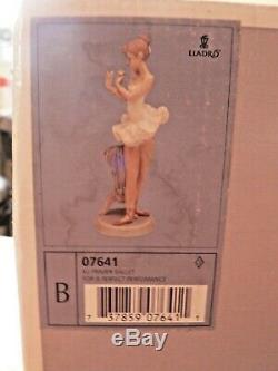 A Stunning Boxed Lladro 7641 For A Perfect Performance Ballerina Figure