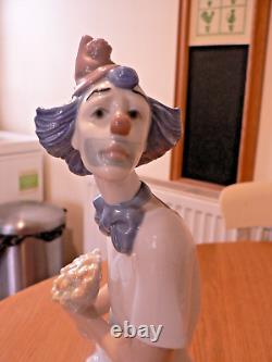 A Stunning Large And Rare Lladro / Nao 1198 Romantic Clown Figure