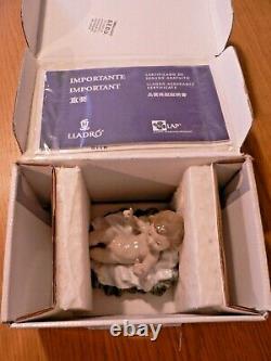 A Stunning Lladro Boxed Set Of Mary, Joseph, The Baby Jesus. 1386,1387,1388. Mint