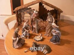A Stunning Lladro Boxed Set Of Mary, Joseph, The Baby Jesus. 1386,1387,1388. Mint