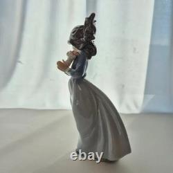 A861 NAO Porcelain Figure LYNN Girl Outside