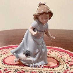 Adorable Lladro NAO Young Girl With Puppy Dog Figure Figure Exc Con
