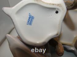 Attractive Collectable Lladro Spain Figure 5757 Beautiful Tresses