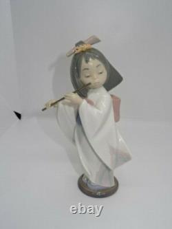 Attractive Collectable Lladro Spain Figure 6150 Playing The Flute