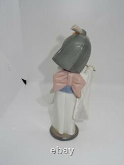 Attractive Collectable Lladro Spain Figure 6150 Playing The Flute