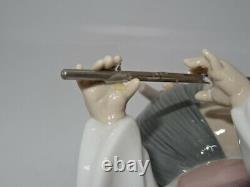 Attractive Collectable Lladro Spain Figure 6150 Playing The Flute