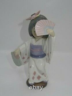 Attractive Collectable Lladro Spain Figure 6230 Oriental Dance