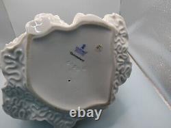 Attractive Collectable Lladro Spain Figure 6650 Quinceanera