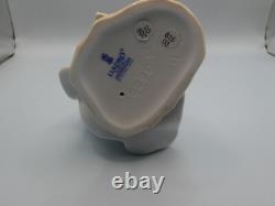 Attractive Collectable Lladro Spain Figure 6990 Bellflower