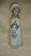 Attractive Lladro Spain Nao Figure Woman With Shawl & Bag
