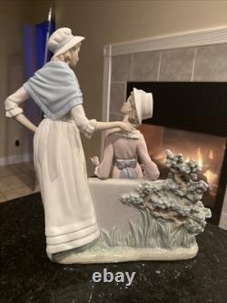 Authentic Extra Large Lladro Ladies Talking Figurine 1980 Flawless Rare 5042