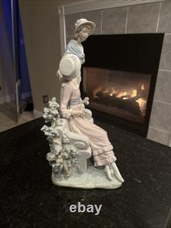 Authentic Extra Large Lladro Ladies Talking Figurine 1980 Flawless Rare 5042