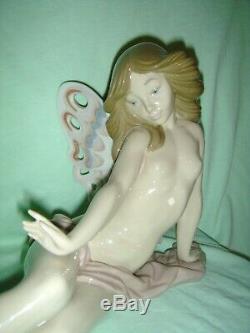 BEAUTIFUL 1st QUALITY LLADRO PORCELAIN NUDE BUTTERFLY WINGED YOUNG LADY NO. 1402