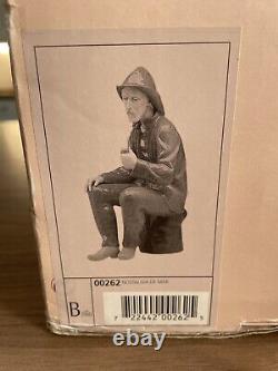 BOXED Perfect Retired Large Nao Lladro Figure 262 Old Fisherman Sailor Pipe