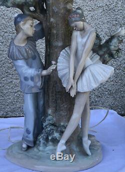 Beautiful Large Lladro Ballerina And Clown Figurine Lamp With Shade- Working