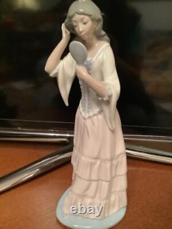 Beautiful Lladro NAO Figurine Girl with Mirror Porcelain Ceramic