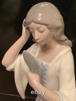 Beautiful Lladro NAO Figurine Girl with Mirror Porcelain Ceramic