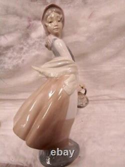 Beautiful Lladro NAO Graceful, Windswept Girl With Basket Scarce