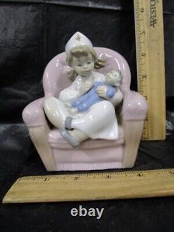 Beautiful Lladro / NAO Playing Nurse Figurine Nice Piece