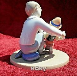 Boxed Mint Nao Porcelain 02001678 Disney's Pinocchio's First Steps Figurine