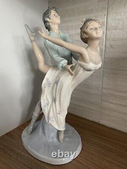 Boxed NAO LLADRO BALLET DANCERS FIGURE DANCING ON A CLOUD 400 FRANCISCO CATALA