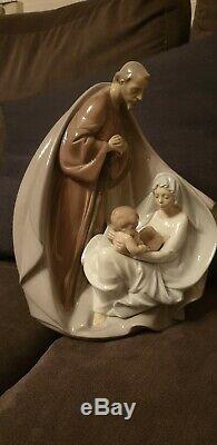 Christmas LLADRO Porcelain BIRTH OF JESUS (01006994)