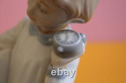 DECORATIVE FIGURINE Girl in Nightdress with Alarm Clock NAO LLADRO SPAIN