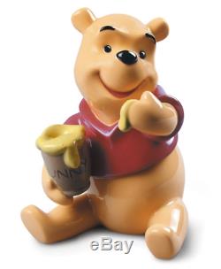 Disney Lladro Porcelain Winnie The Pooh Figurine 15cm 01009115 Boxed New