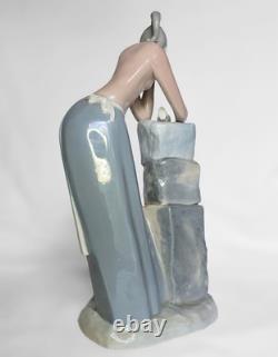 Early NAO-Lladro Woman withdove at Stone Fountain Figurine, #154, Spain, 1970th
