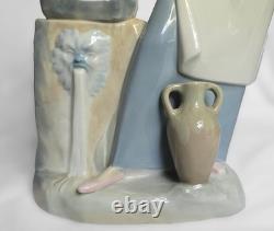 Early NAO-Lladro Woman withdove at Stone Fountain Figurine, #154, Spain, 1970th Early NAO-Lladro Woman withdove at Stone Fountain Figurine, #154, Spain, 1970th