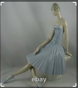 Exquisite Large Rare Retired Lladro Seated Ballerina