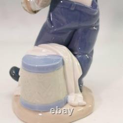 Good Condition Lladró's sister brand NAO Clown Figurine Made in Spain NAO