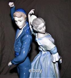 HARD TO FIND Lladro NAO FLAMENCO DANCERS