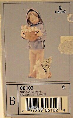 LLADRO 6102 Mother's Little Helper Girl with Cat & Kittens mint withbox RARE