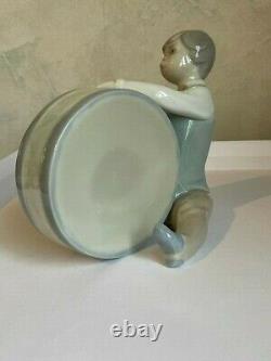 LLADRO FIGURE BOY WITH DRUM REF. 4616. Excellent condition