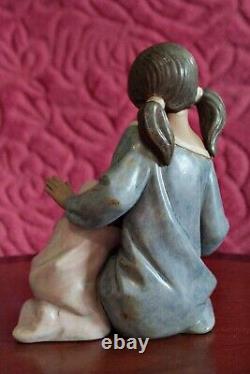 LLADRO FIGURINE Dulce Sueno -LITTLE SISTER NO. 12261 Gres