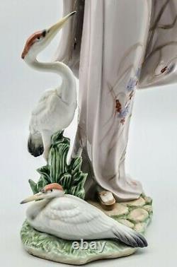 LLADRO GEISHA GIRL RETIRED #6572 1998 In touch with Nature good condition