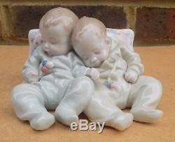 LLADRO Little Dreamers Twin Babies Asleep Together Figurine