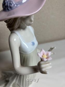 LLADRO Lladro NAO porcelain ceramic doll figurine