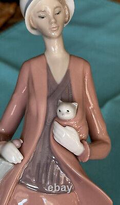 LLADRO NAO Autumn Stroll Gorgeous Tall Figurine 12H, Retired! , SPAIN