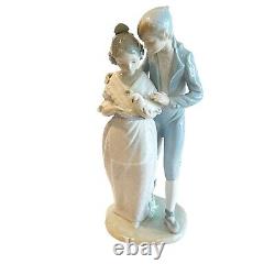 LLADRO NAO Daisa Valencianitos Girl Boy Dove Bird Figurine Spain HTF 12.5